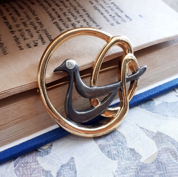 Vintage dove pin brooch. Marked "95 Koby Ariel ... - Picture 9 of 10